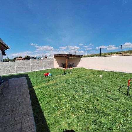 Apartmany Virbo Vrbov Buitenkant foto