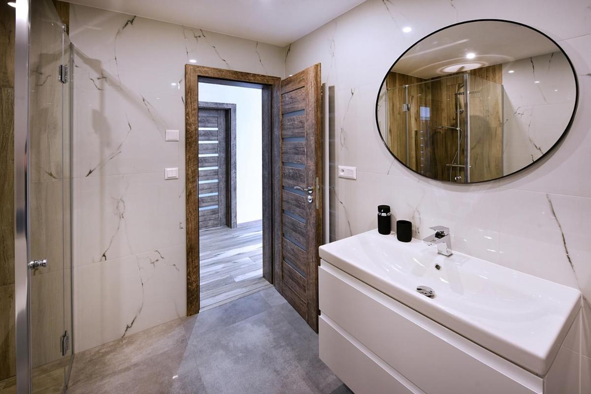 Apartmany Virbo Vrbov Buitenkant foto