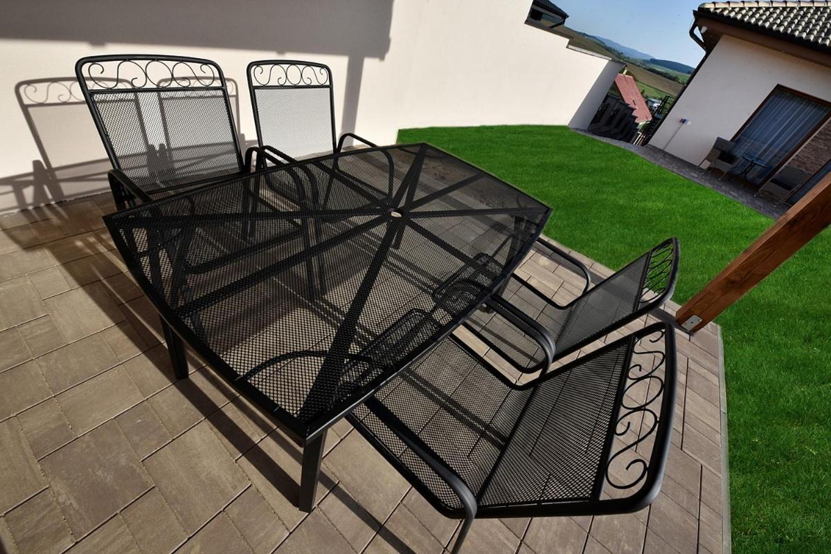Apartmany Virbo Vrbov Buitenkant foto