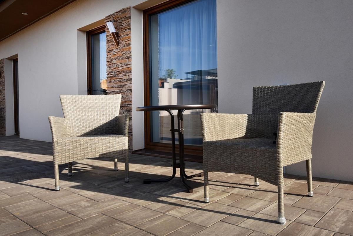 Apartmany Virbo Vrbov Buitenkant foto