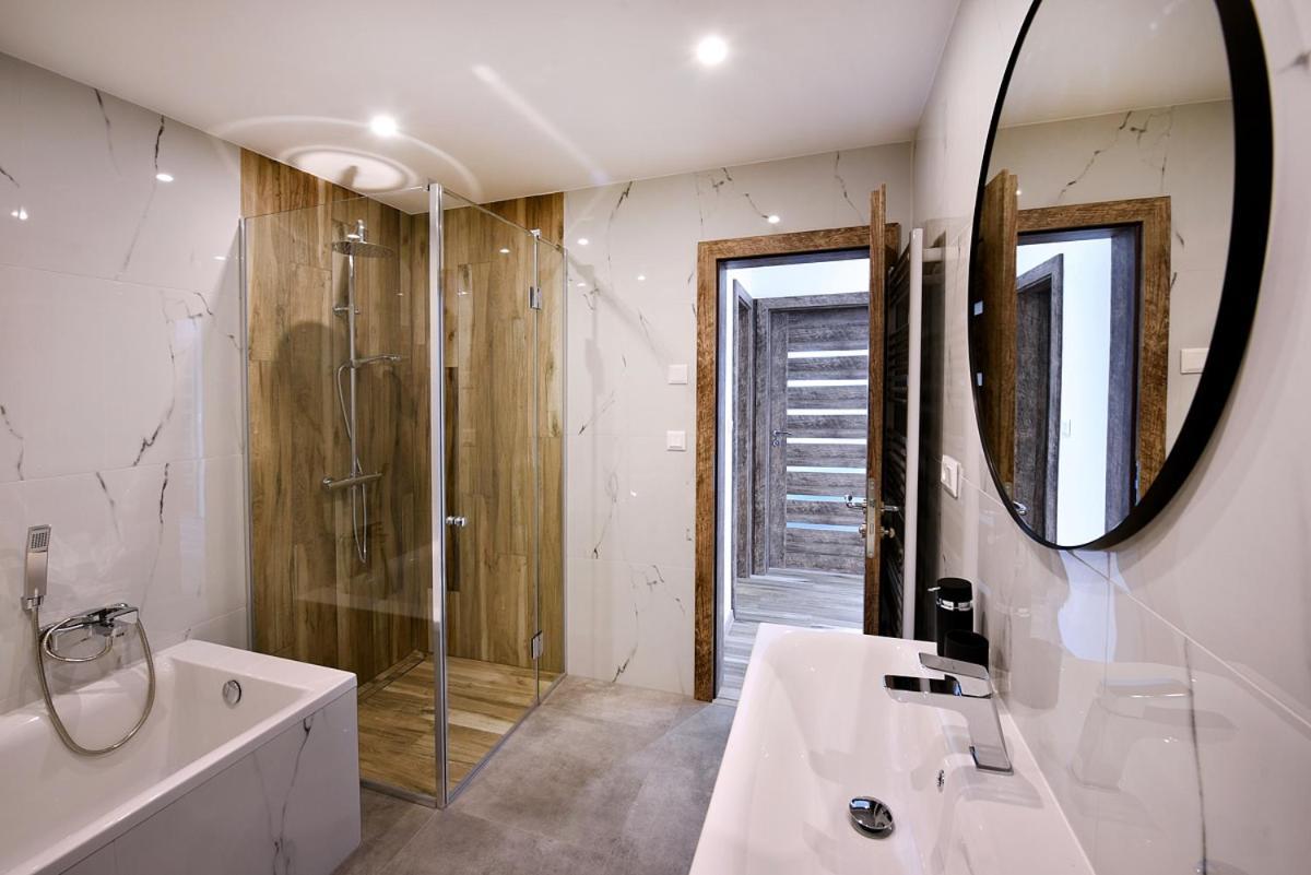 Apartmany Virbo Vrbov Buitenkant foto