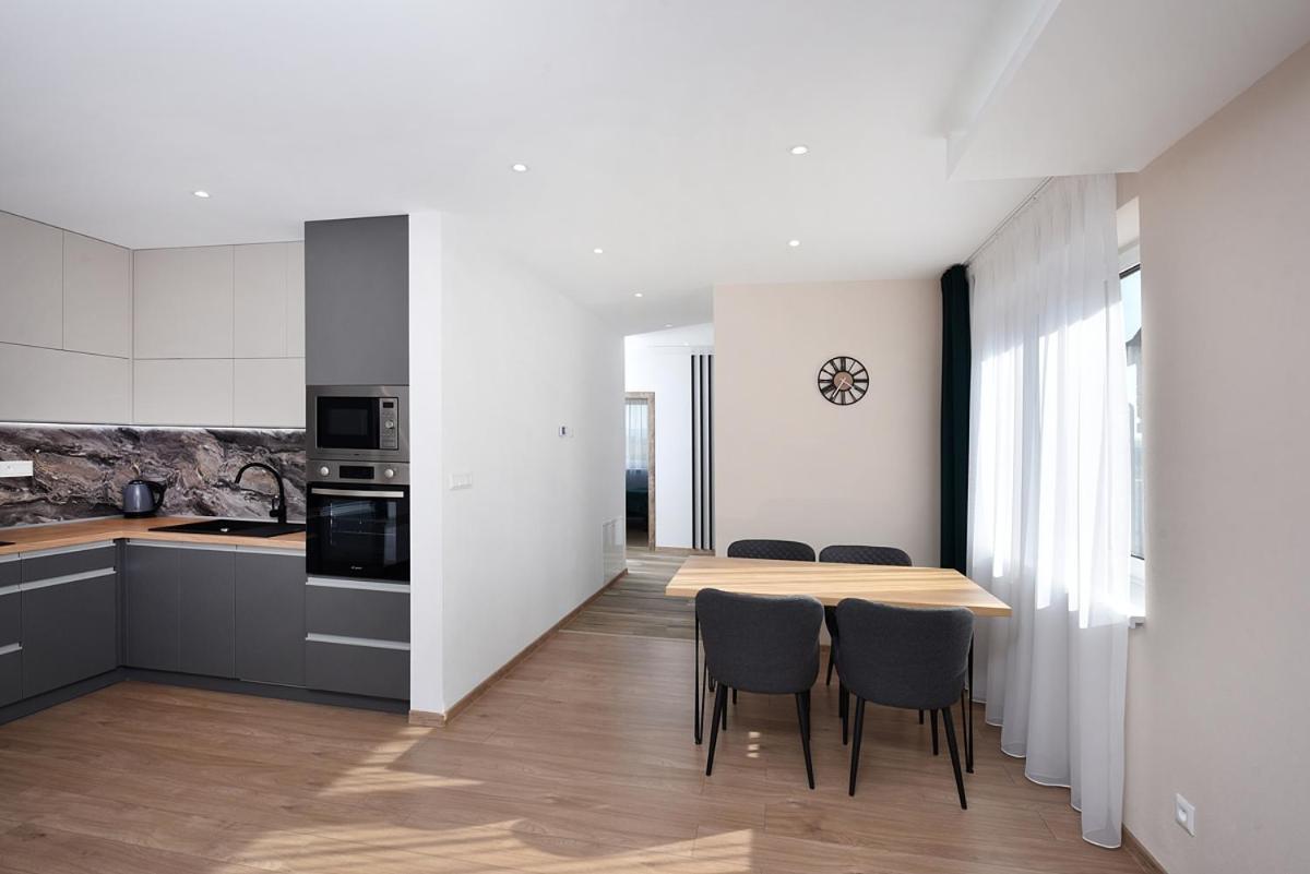 Apartmany Virbo Vrbov Buitenkant foto