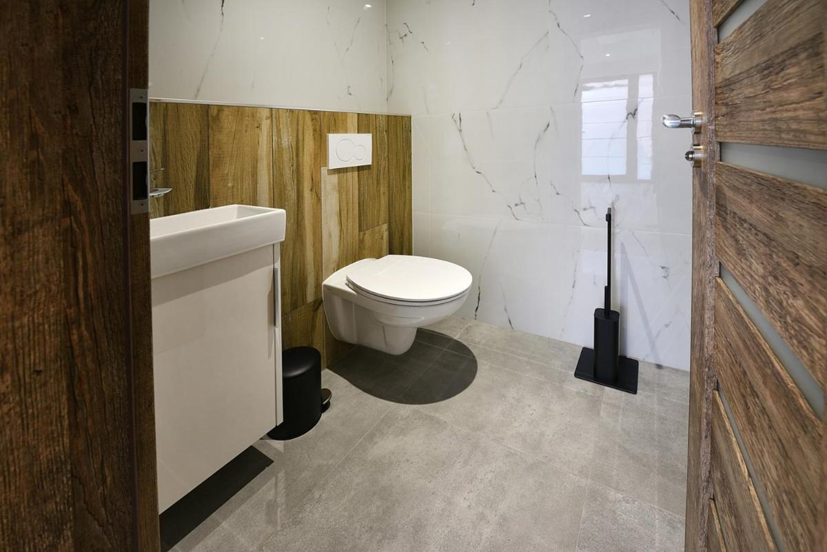 Apartmany Virbo Vrbov Buitenkant foto
